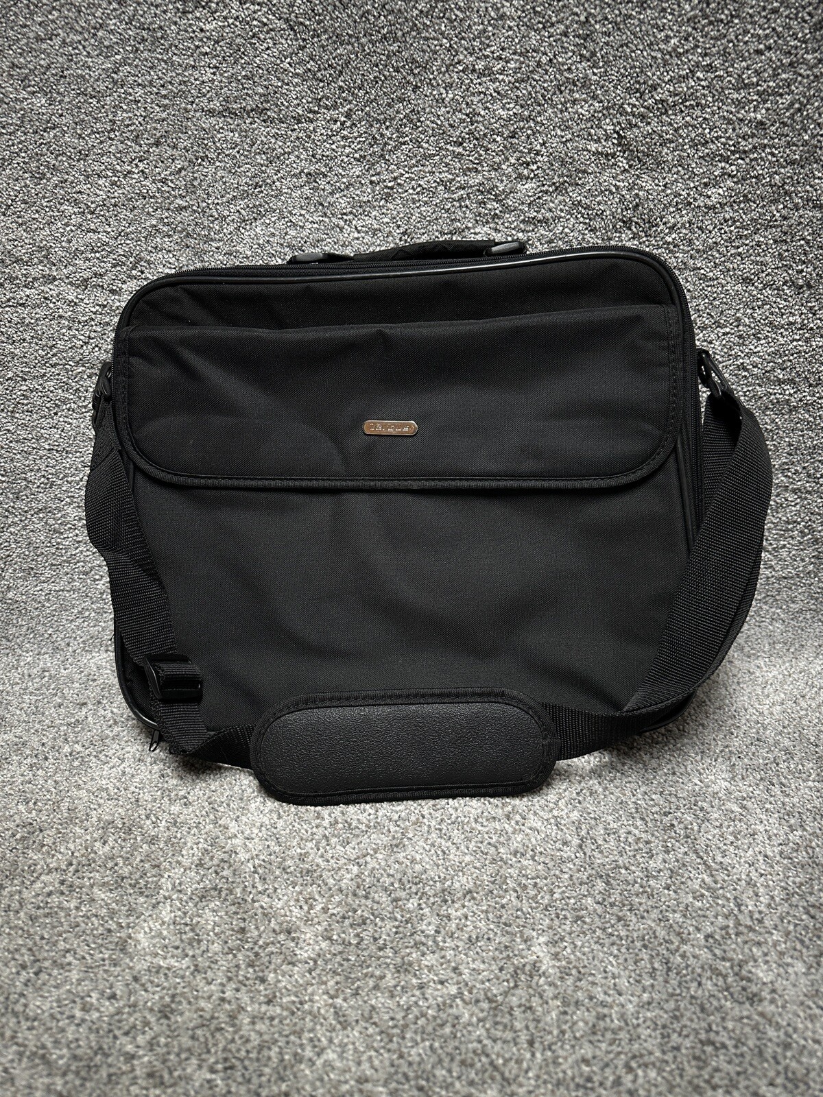 Targus Nylon 15.6” Black Padded Computer Messenger Bag with Strap