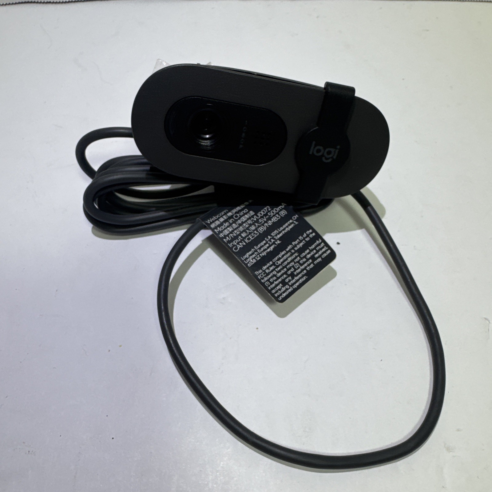 Logitech Brio 100 1080p 60 fps Fixed Webcam VU0072 S4