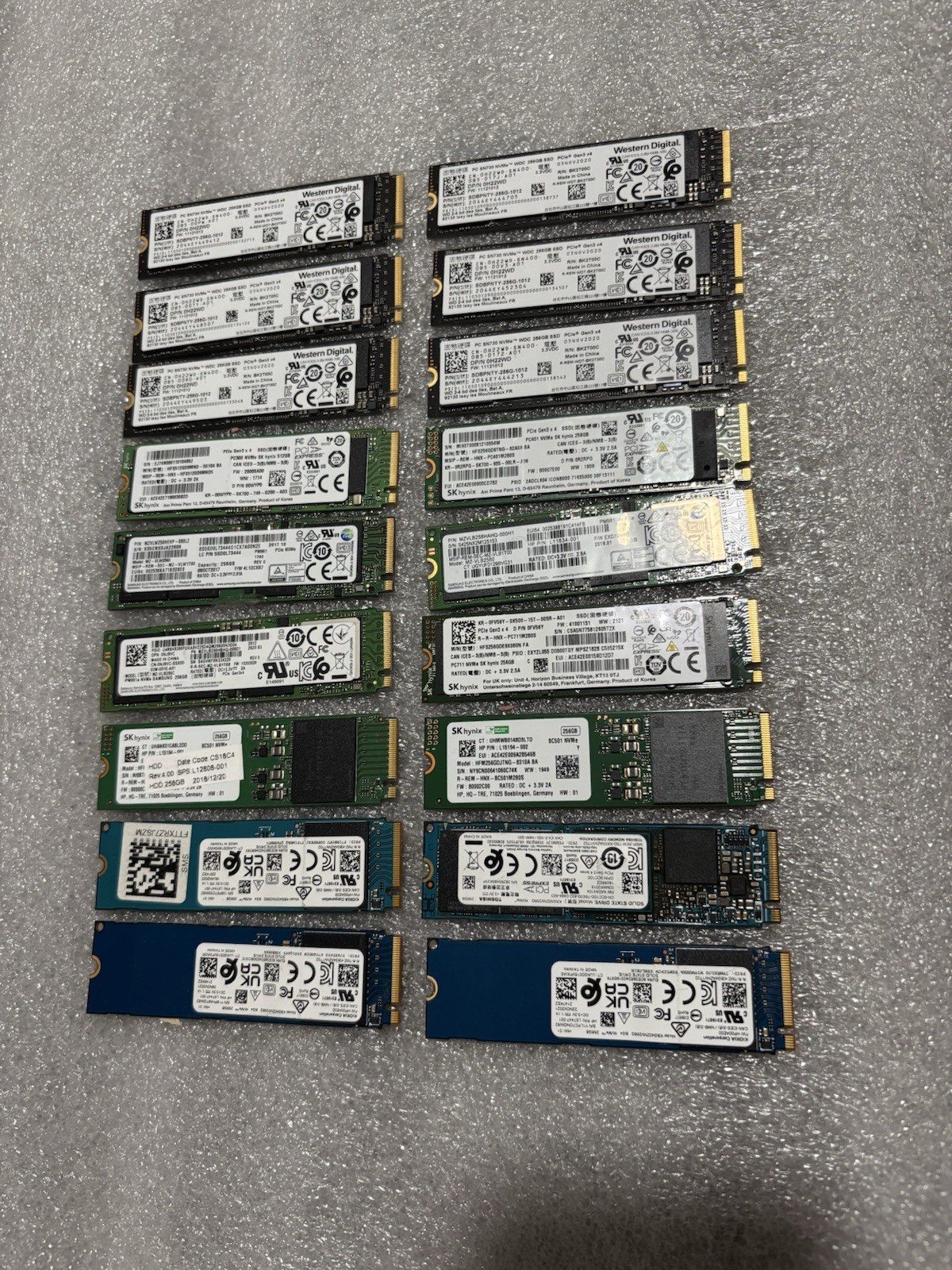 LOT OF 18 MIXED BRAND SSD 256 GB M.2 NVMe 2280  LAPTOPS Internal SSD