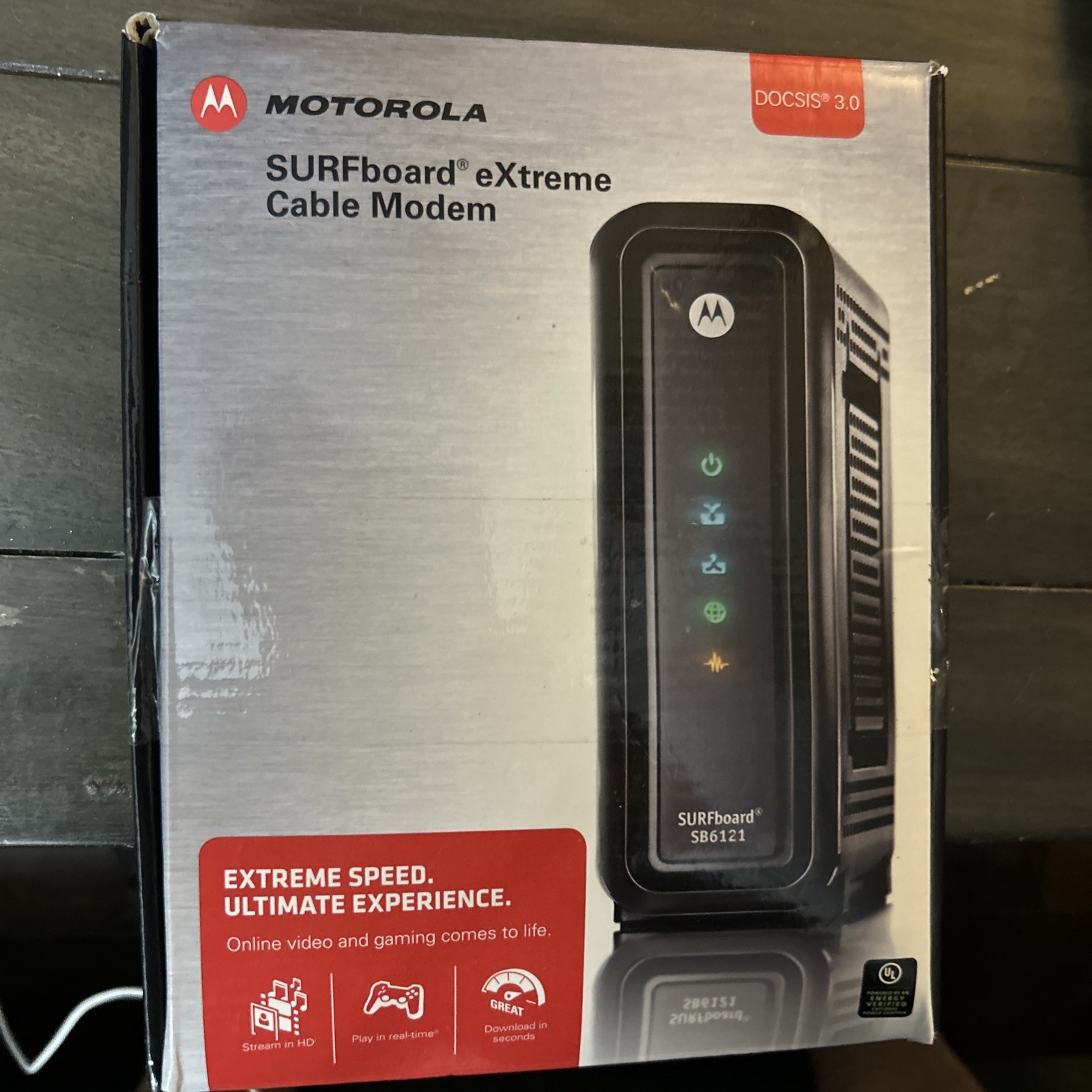 Motorola SURFboard eXtreme Cable Modem DOCSIS 3.0 (SB6121)