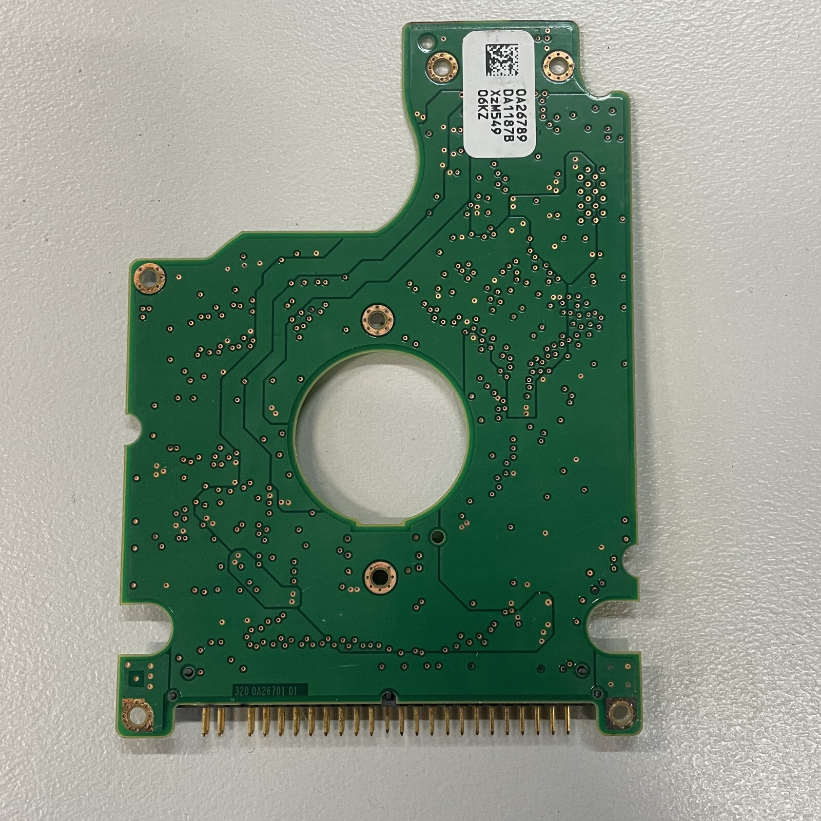 Hitachi 0A26306 2.5" ATA/100 HDD PCB Board 320 0A26701 01 HTS421260H9AT00
