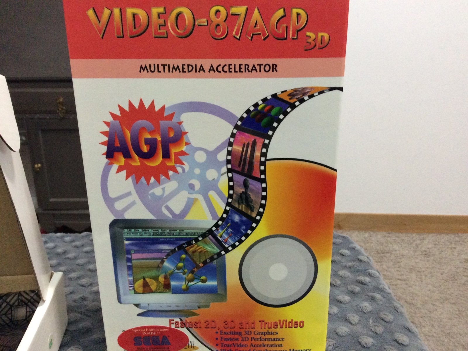Video-87AGP 3D.  Multi media VCTR287AGP Jaton 4M