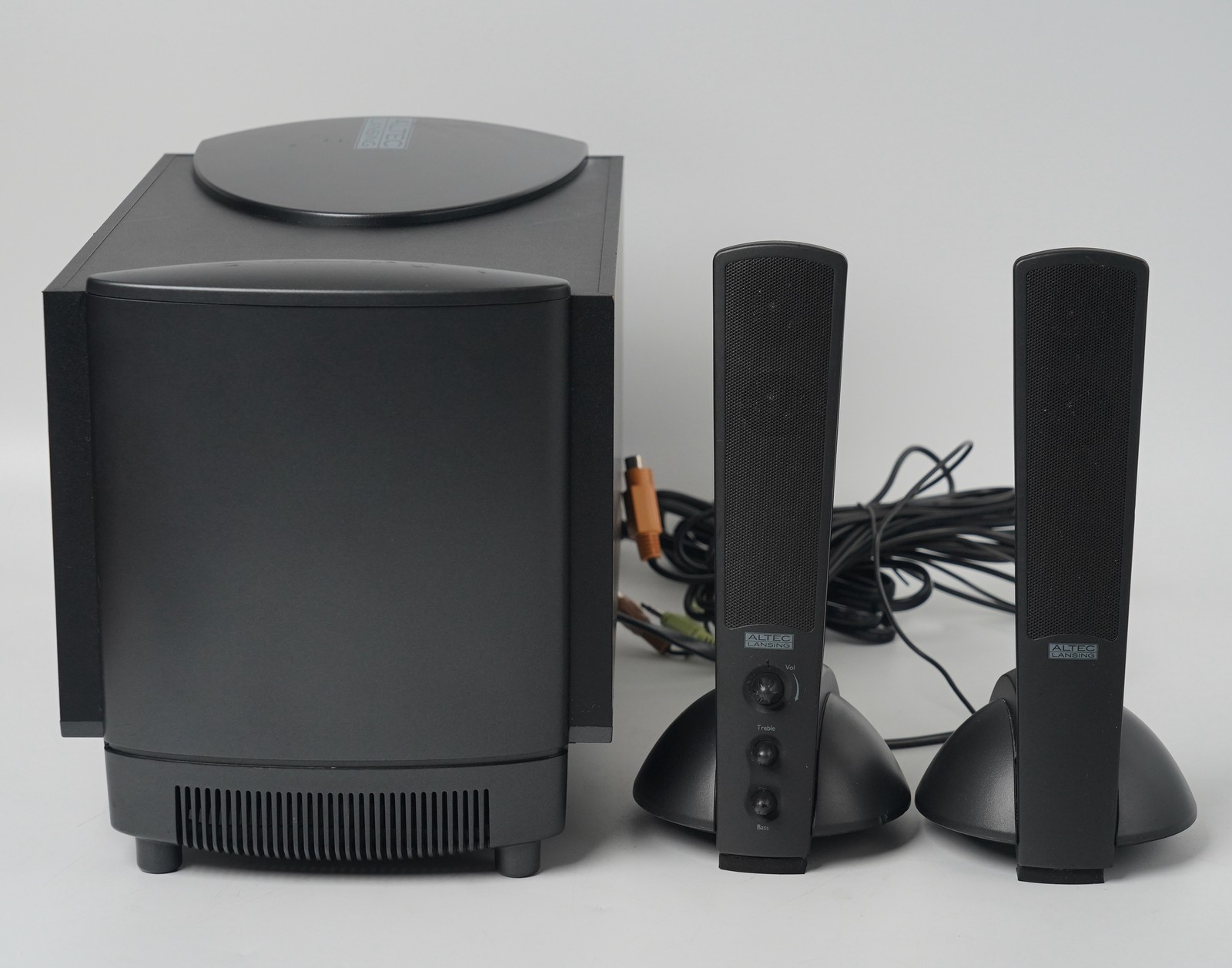 Altec Lansing ATP3 Computer Speaker System 2.1 w/ Powered Subwoofer & Satellites