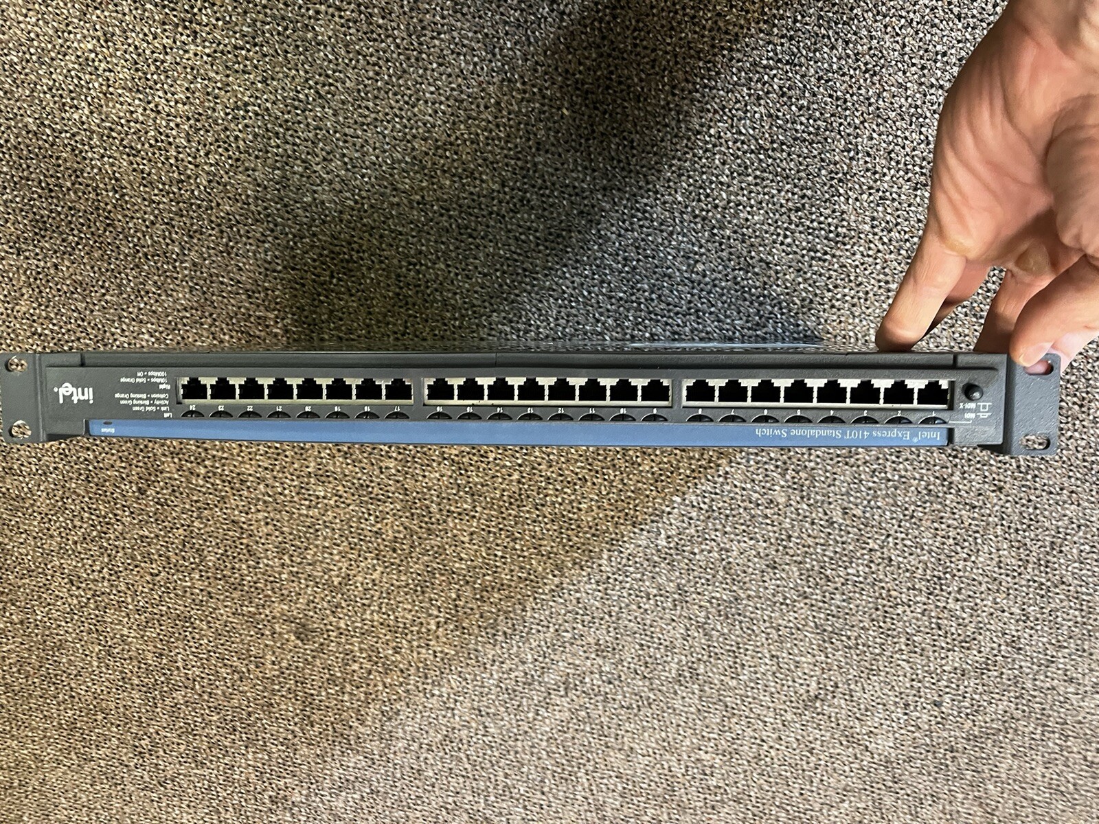 Intel Express 410T 24 Port Switch P/N: ES410T24 Rev A2