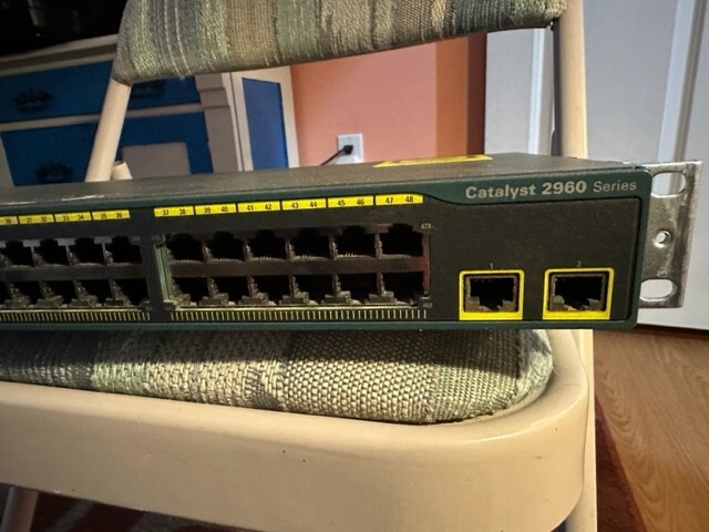 Cisco  Catalyst (WS-C2960-8TC-L) 8-Ports External Switch Managed