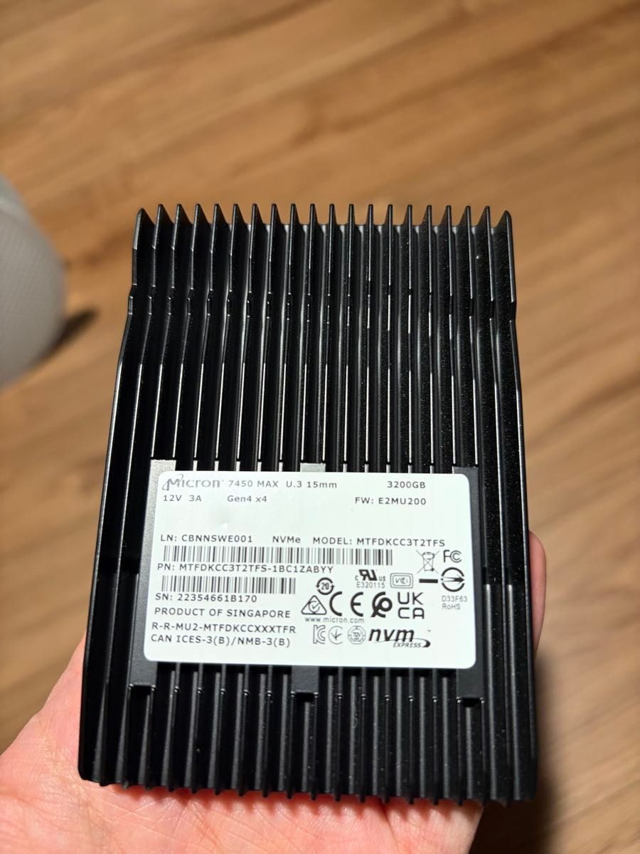 Micron 7450 MAX 3.2 TB 2.5 U.3 PCIe 4.0 NVMe SSD MTFDKCC3T2TFS Japan