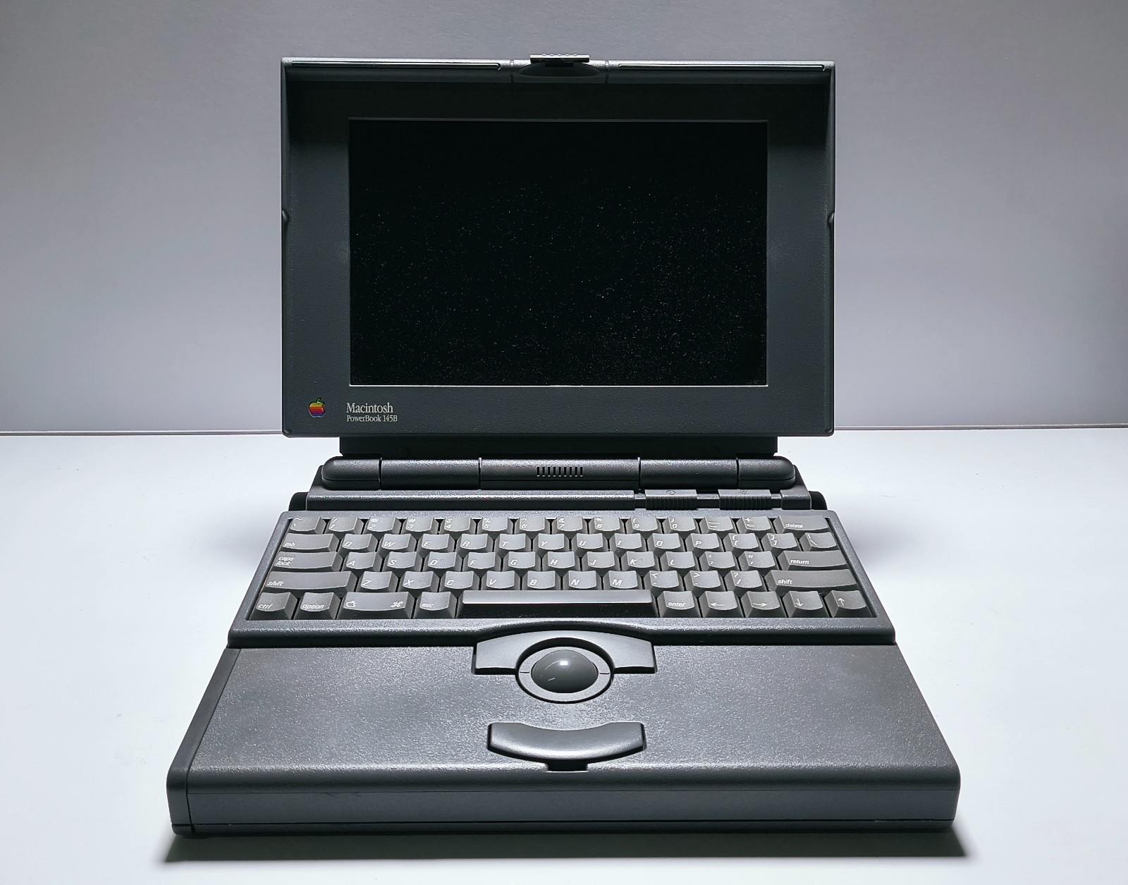 Apple Macintosh PowerBook 145B Gray 25MHz 4MB 40MB HDD - AS IS - No Adapter
