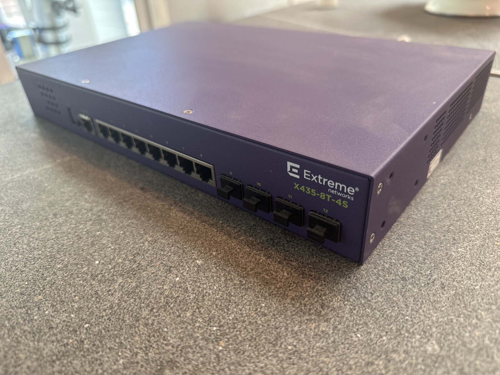 Extreme Networks ExtremeSwitching X435-8P-4S Ethernet Switch X4358P4S