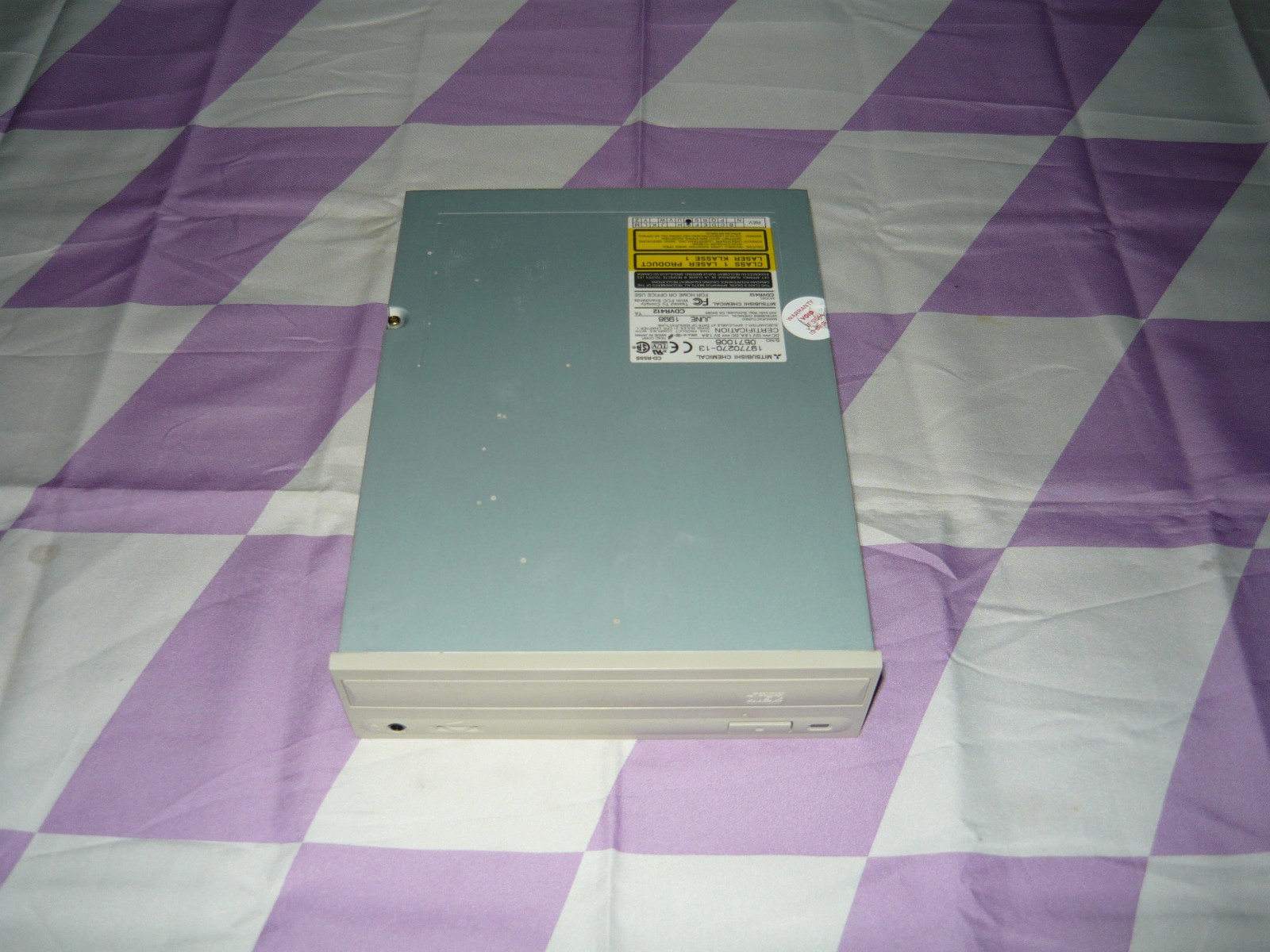 Vintage Mitsubishi CDVR412 CD-RW Optical Drive SCSI 50 Pin Used