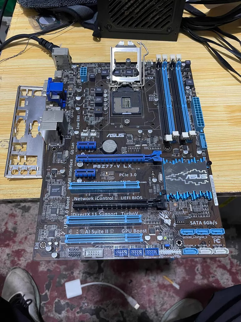 ASUS P8Z77-V LX motherboard Z77 LGA1155 DDR3 32G DVI+VGA+HDMI ATX Tested ok