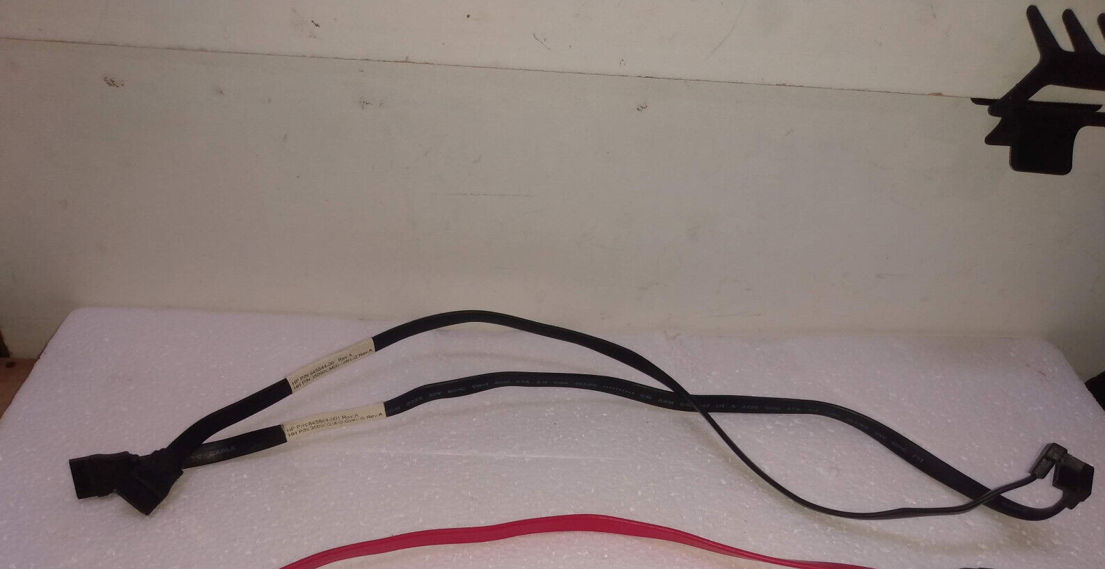 Foxconn HP 645844/HH 35090 SATA Hard Drive Data Cable  Type 2725 2pcs