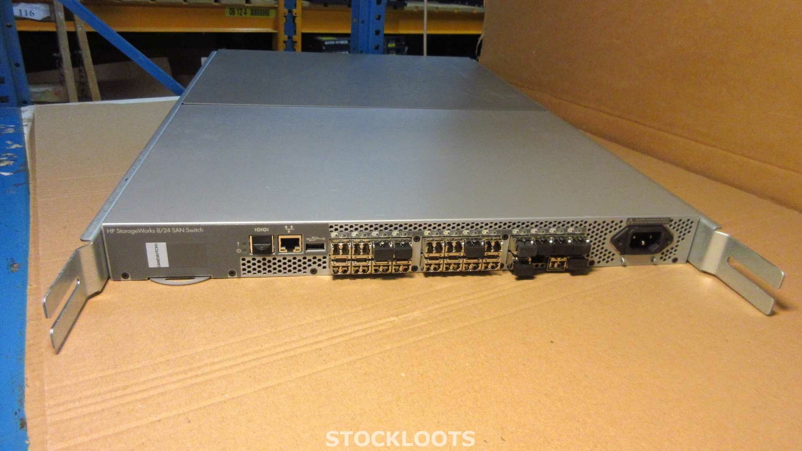 HP AM868B Storageworks 8/24 San Switch - AM868A 492292-001 - INCL 23x 8GB SFPS