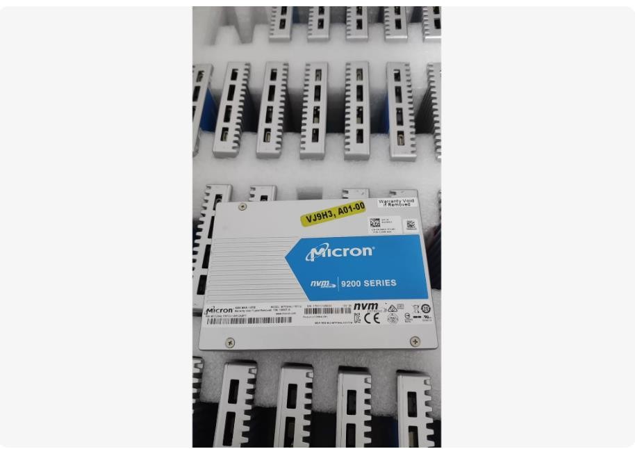 EXC 1.6TB Micron 9200 Max NVMe PCIe 3.0 2.5" U.2 SSD MTFDHAL1T6TCU DELL VJ9H3 