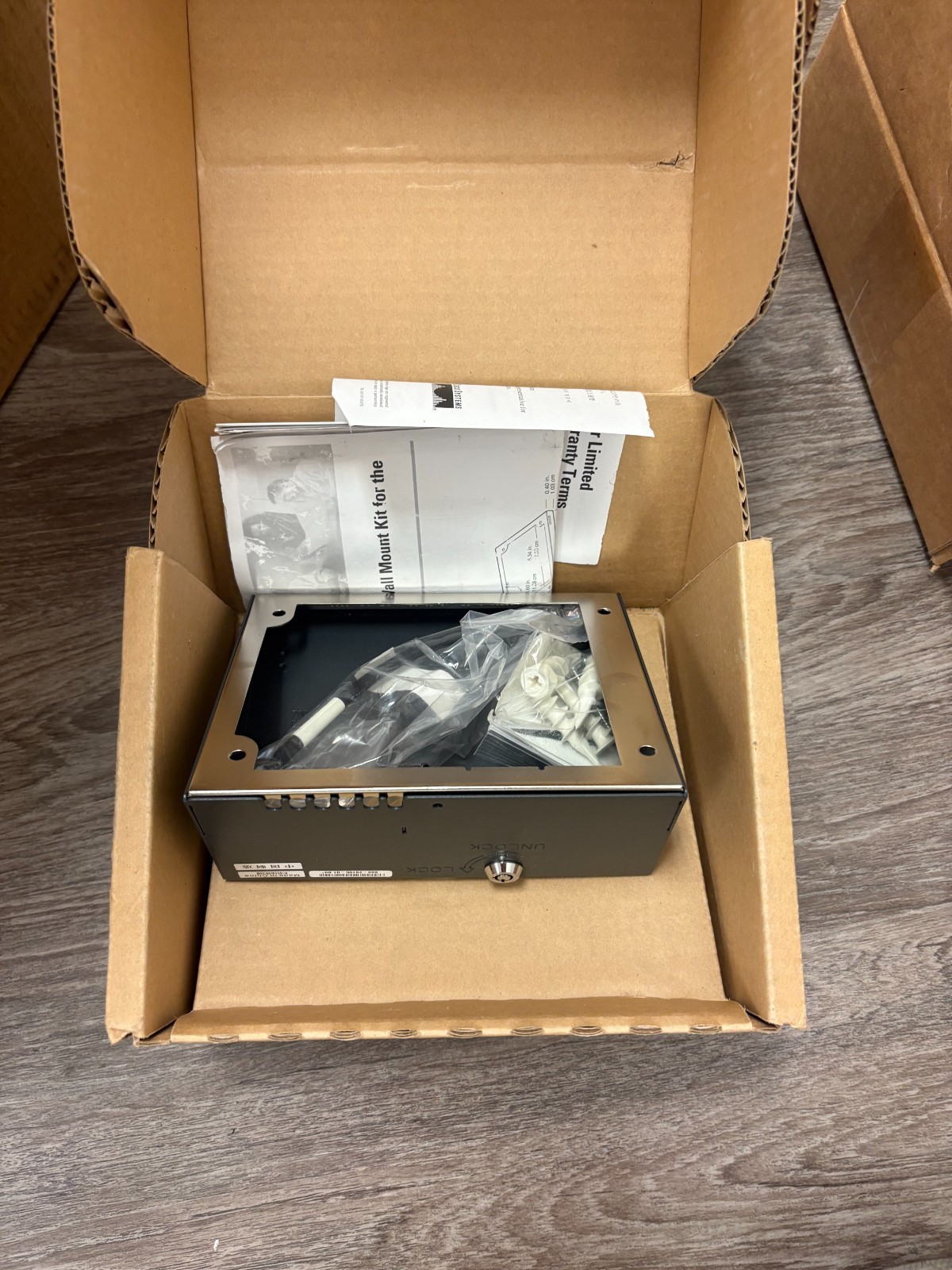 Cisco Locking Wall Mount Kit