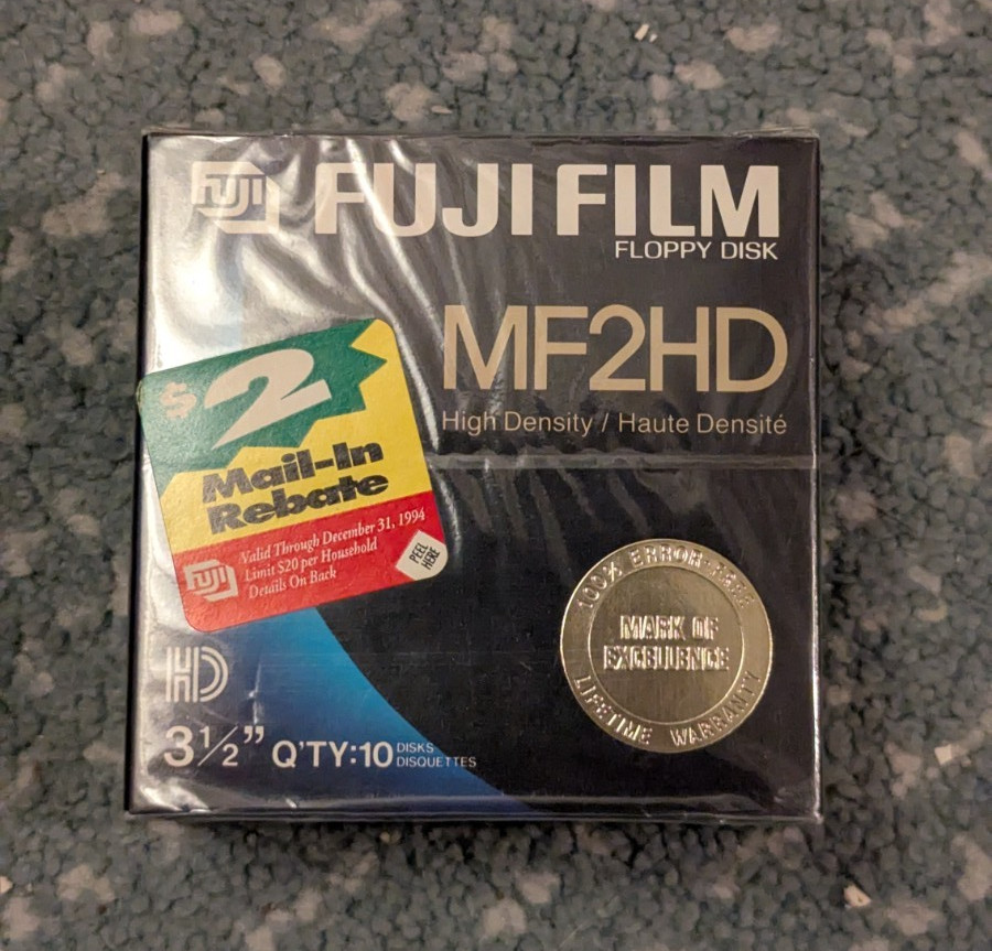 FujiFilm MF2HD High Density Flopy Disks 3.5" 3 1/2" Sealed package of 10