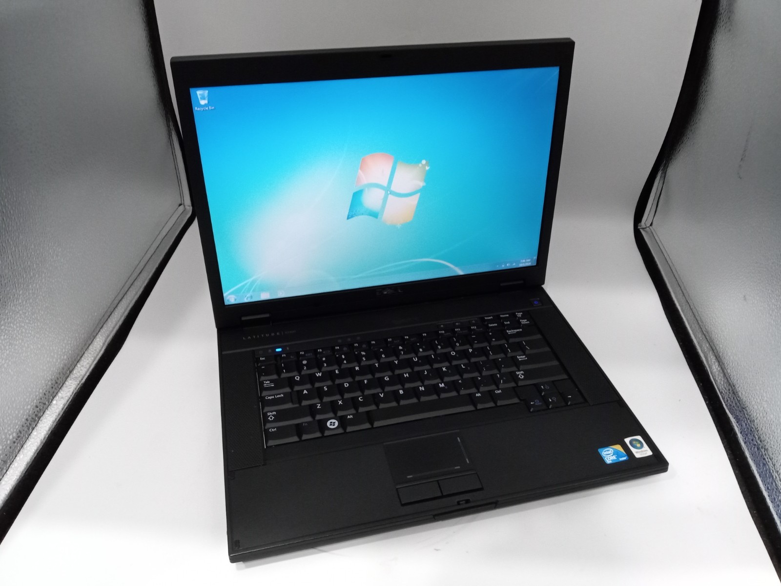 Dell Latitude e5500 15" Laptop Intel C2D 4GB RAM 500GB HDD Windows 7 - READ -RR