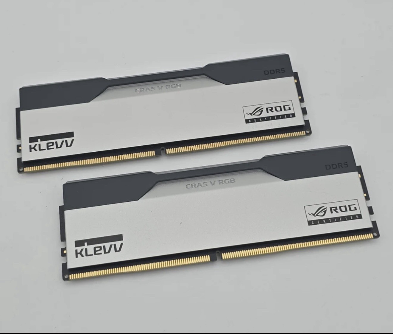 KLEVV CRAS V RGB DDR5 Desktop RAM 48GB 7200MHz CL34-44-44 1.4V ROG Certified
