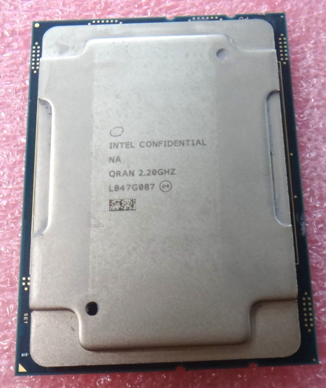 Genuine Intel Confidential Xeon Platinum CPU QRAN 8253 CPU 2.20GHZ