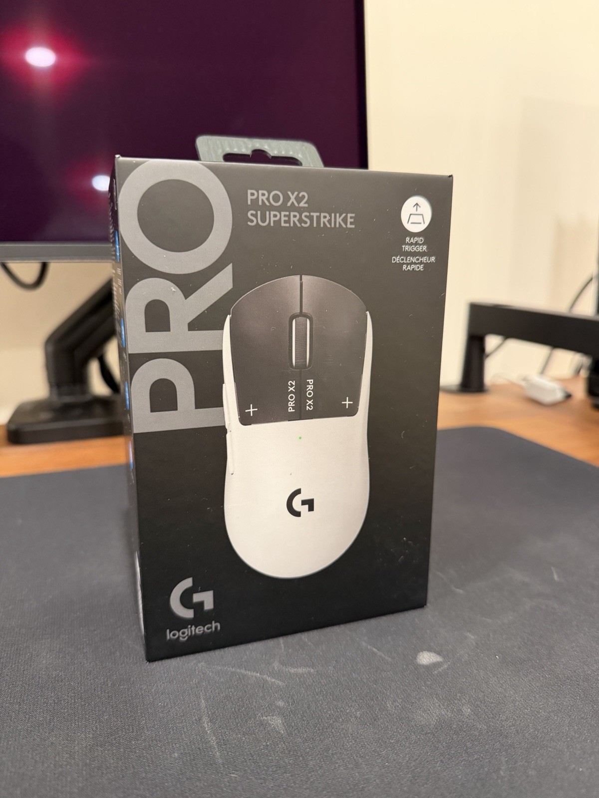 Logitech Pro X2 Superstrike Lightspeed Wireless Gaming Mouse Silver Fox Skates