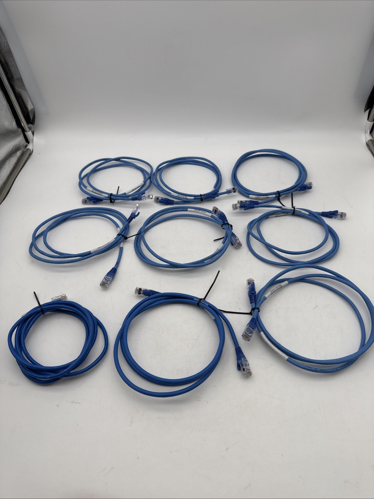 Lot of 9 Hitachi Vantara Cat 6 RJ45 Ethernet Patch Cables Blue 8x5Ft & 1x7FT CMR