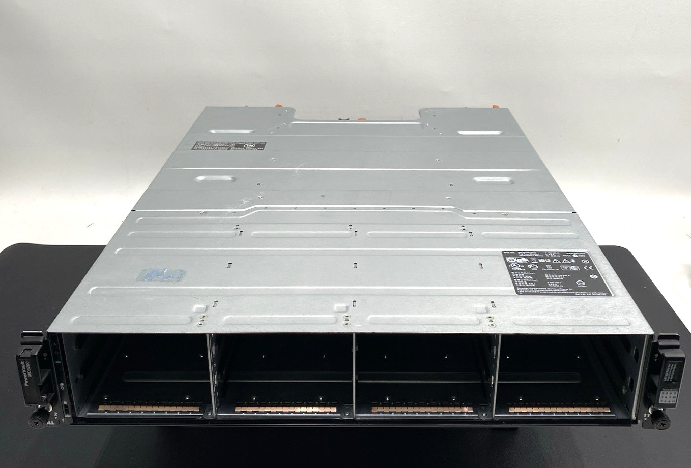 Dell PowerVault MD3200 Controller with Dual Power Supply Only