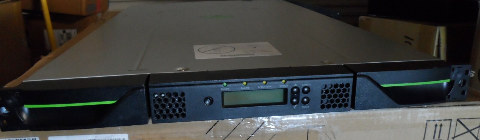 Fujitsu ETERNUS LT20 S2 1U Library W/ LTO4 SAS HH  LT20PSF1 Ultrium4 Autoloader