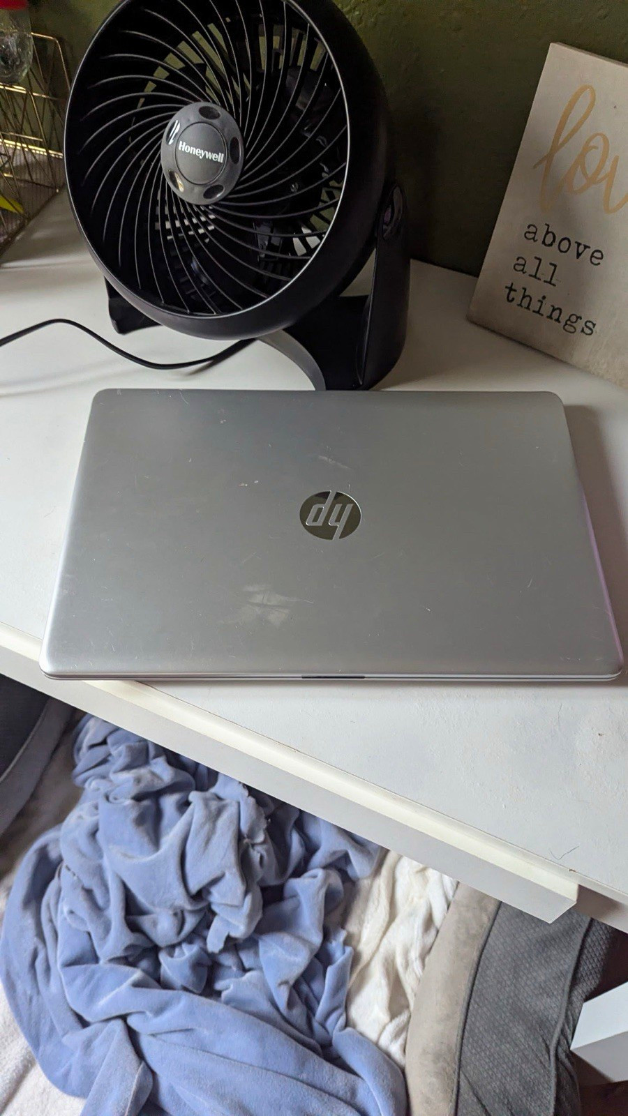 HP Notebook 15.6" FHD i7 2.0GHz 8GB 1TB HDD GeForce 840M Wi-Fi