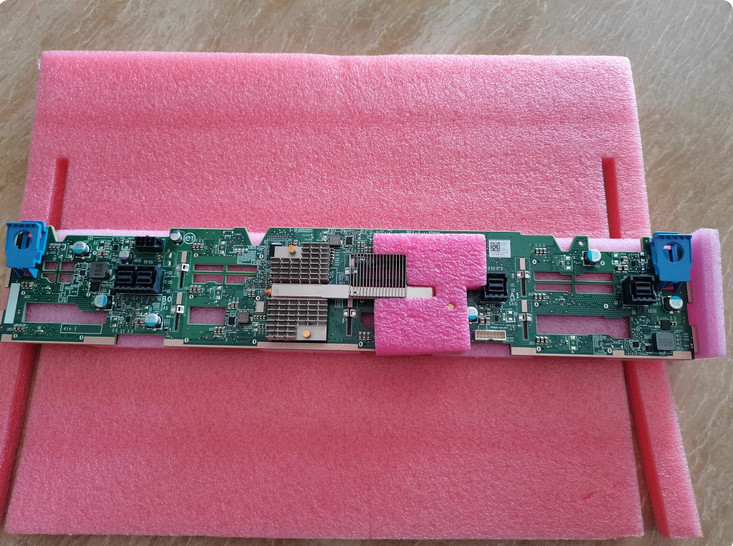 Dell  R750 R7525 3.5'*12 Hard disk backplane for server V084T 0V084T