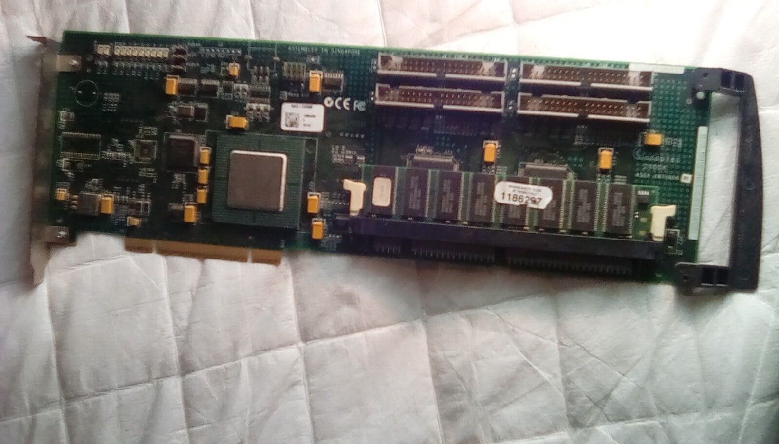 Adaptec AAR-2400A 4 Channel 32MB PCI ATA-100 Raid Controller Card