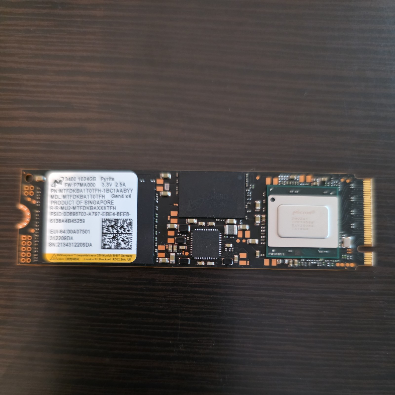 Micron 3400 1TB NVMe PCIe Gen4 M.2 2280 SSD MTFDKBA1T0TFH
