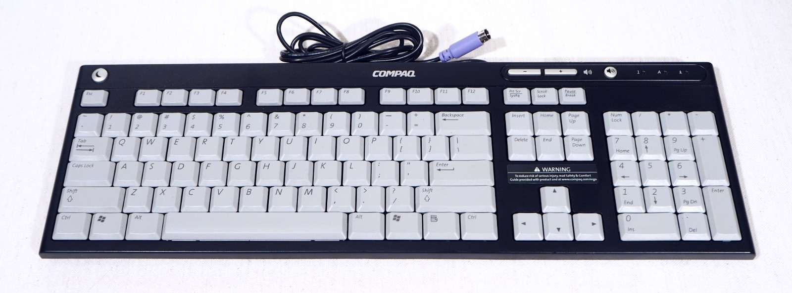 Compaq Computer Keyboard Model 5137 PS2 Connector  in Excellent Condition