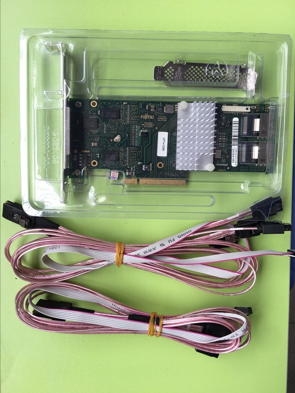 Fujitsu 9261-8I D2616 SATA SAS Raid 6G 512MB Raid  +8087 to (4) 7-Pin SATA Cable