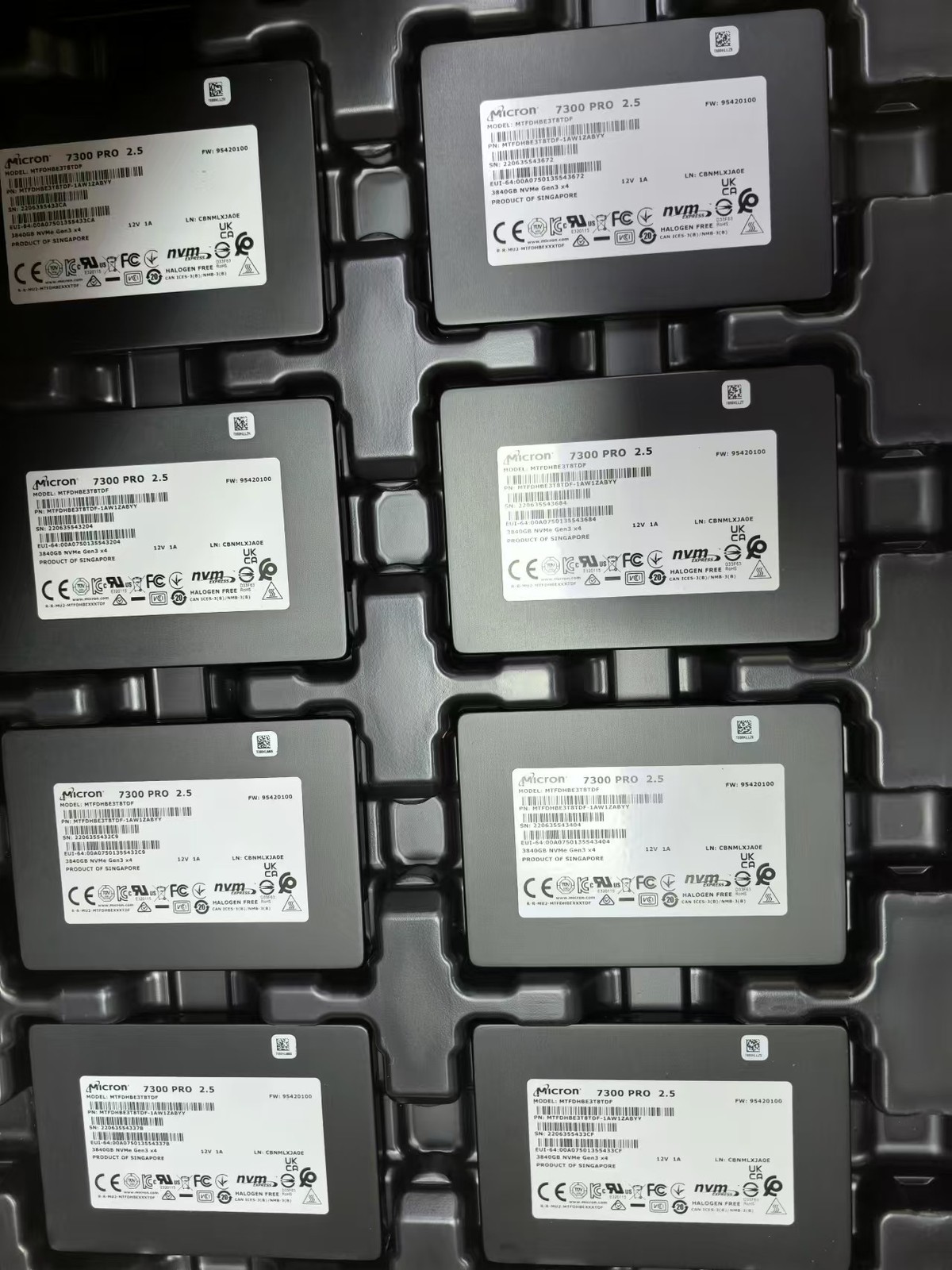 Micron 7300 PRO 3.84TB 2.5'' NVMe Gen3 x4 U.2 MTFDHBE3T8TDF-1AW1ZABYY SSD
