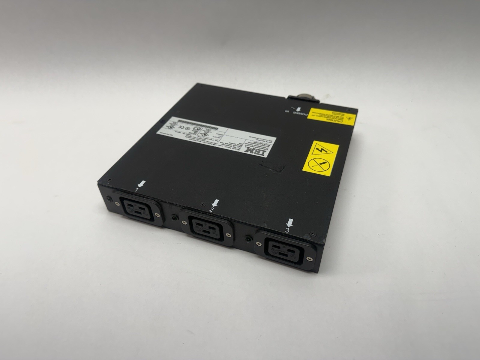IBM 9306-RTP DPI Front End Power Distribution Unit PDU 32P1735 32P1723