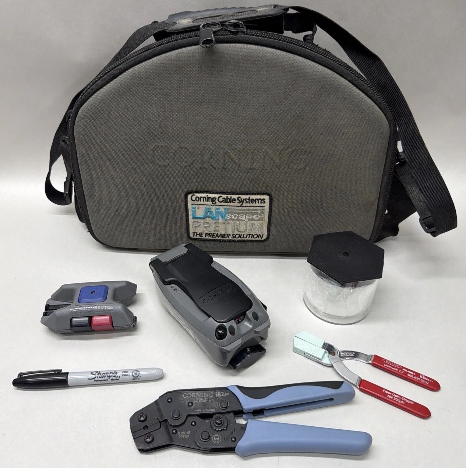 Corning UniCam Connector Tool Kit TKT-Unicam-PFC With Flat Cleaver FBC-007 ++