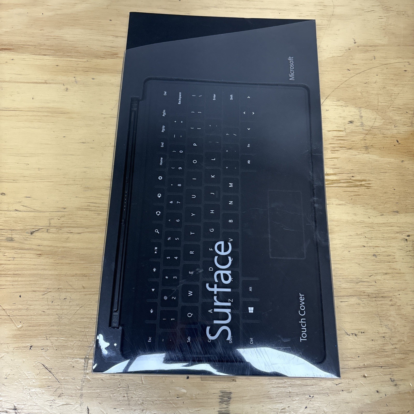 Open Box - Genuine Black Microsoft Surface Touch Cover 1515 D5S-00001