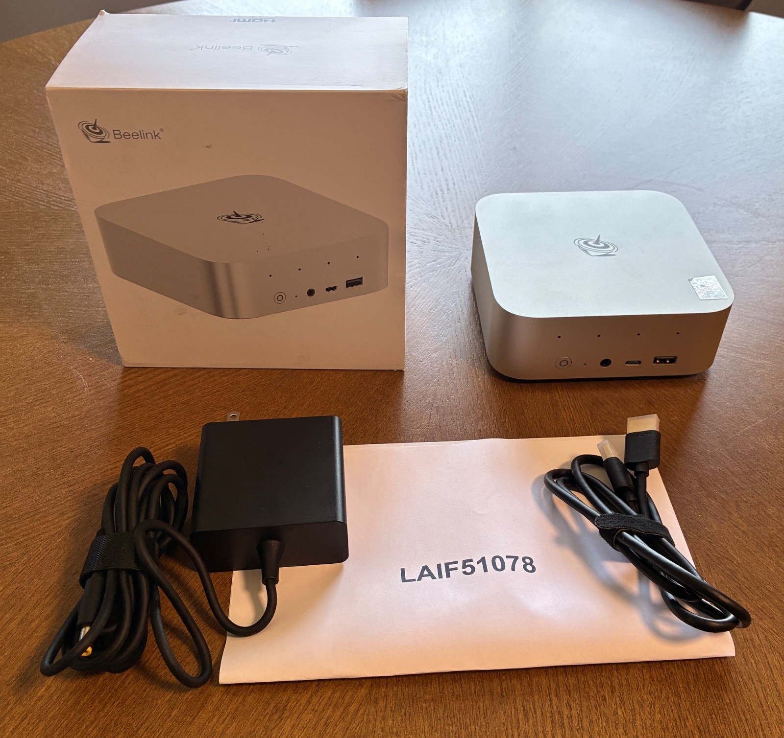 Beelink SER9 Pro AI Mini PC | Ryzen AI 9 HX 370 | 32GB RAM | 1TB SSD - Exc Cond