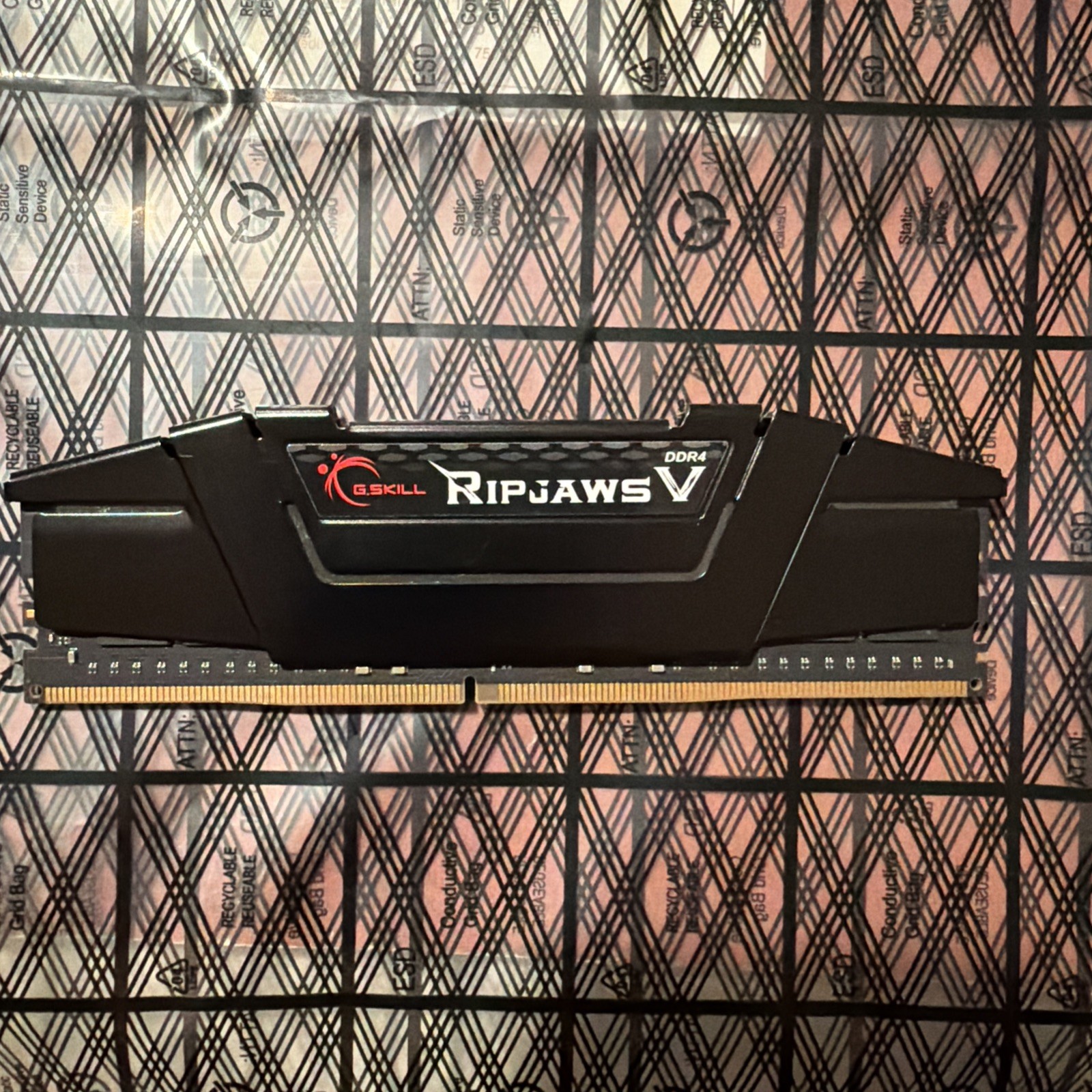 G.Skill Ripjaws V 32gb (1x32gb) DDR4 3200 Desktop PC Gaming RAM
