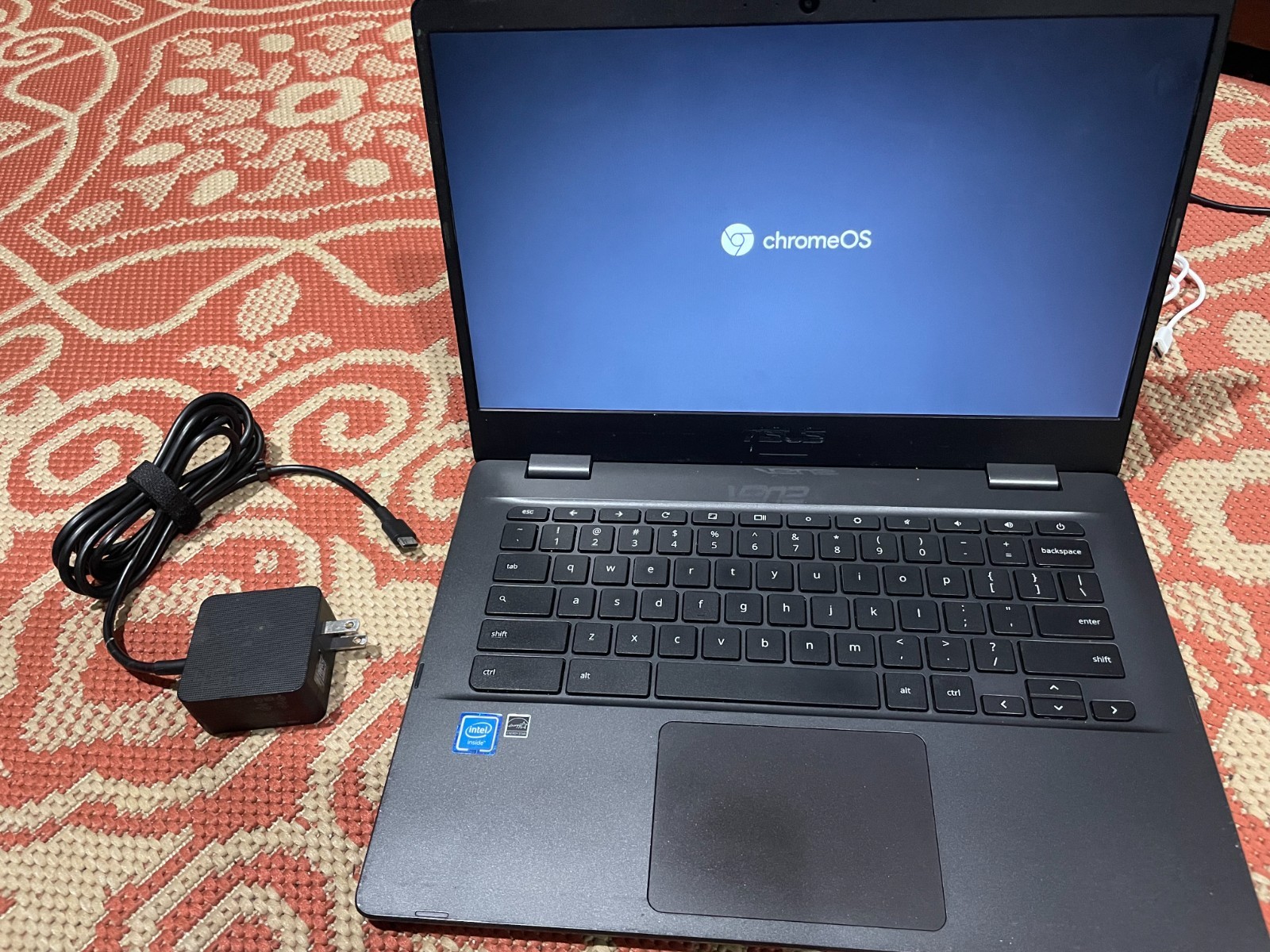 ASUS ChromeBook - Model C423NA - Intel Celeron N3350 1.1GHz - 32G eMMC - 4GB RAM