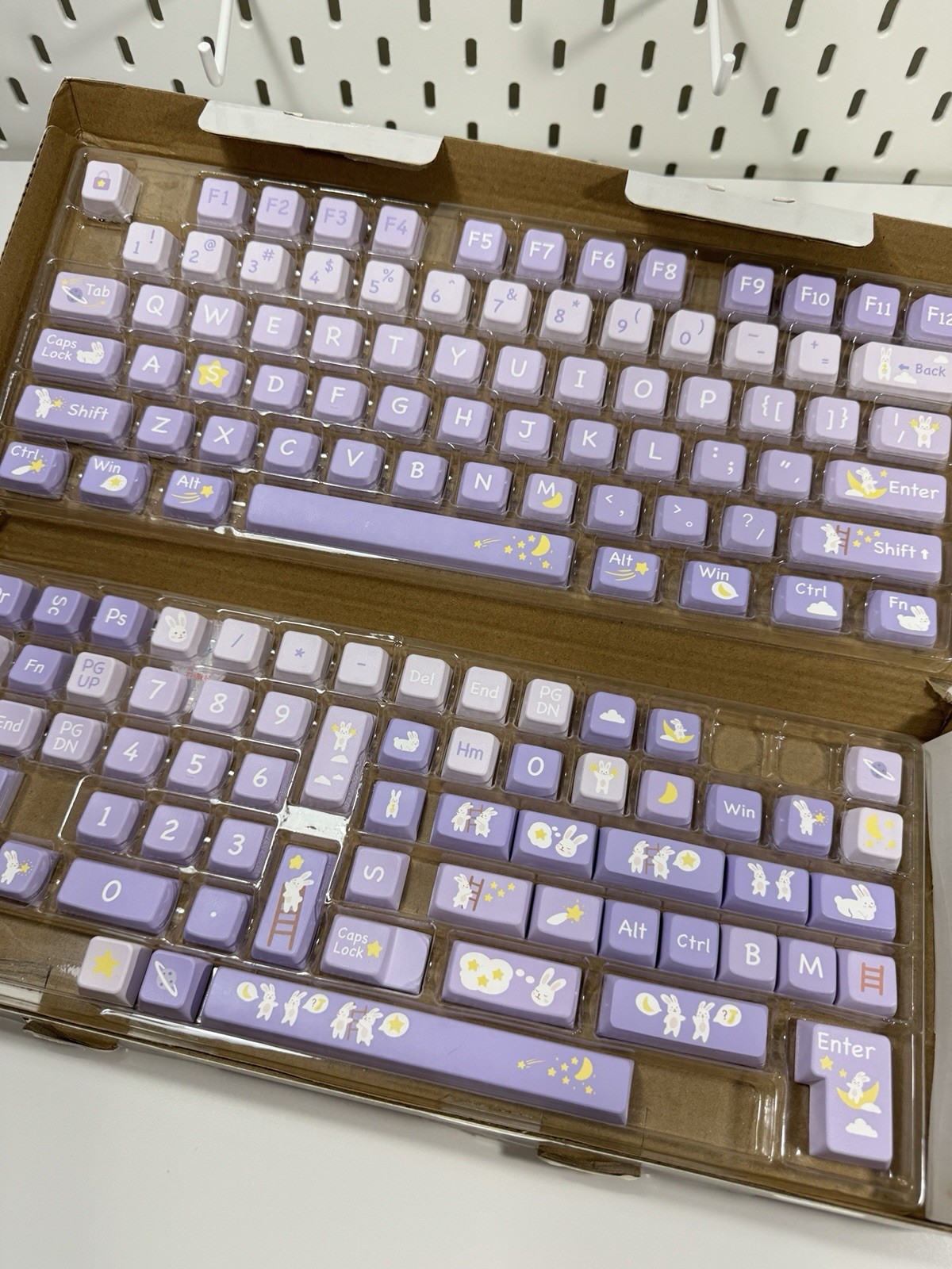 Decorative Purple Bunny Keycap Set Plastic QWERTY English Layout