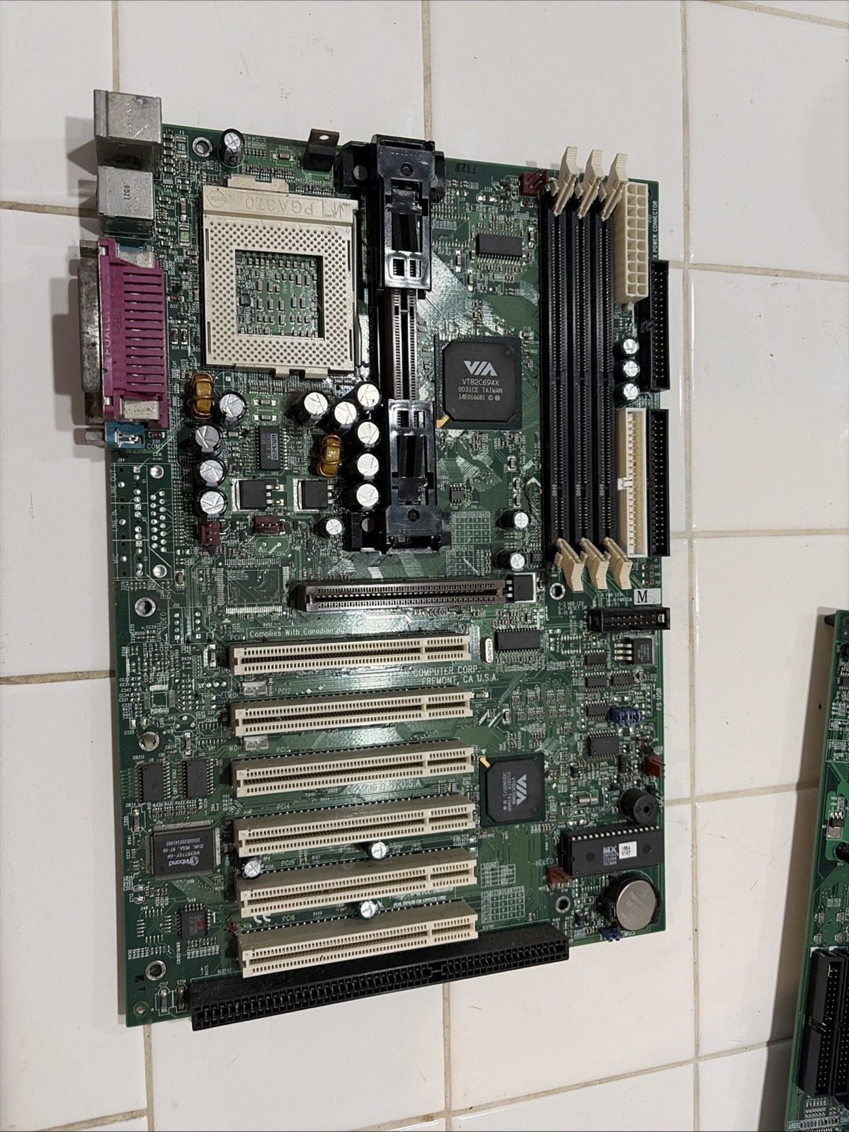 TYAN S1854 AGPX4-PCI-ISA Vintage Motherboard Slot1 PGA370 TESTED+Pentium III CPU