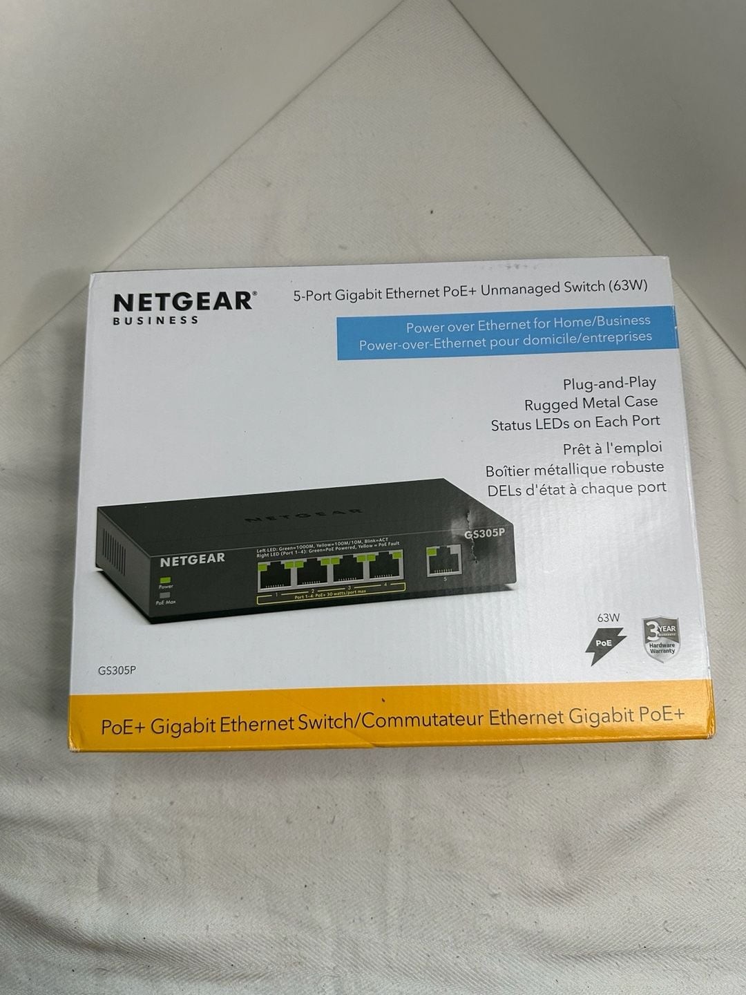 Netgear GS305P 5-Port Gigabit Ethernet PoE+ Unmanaged Switch (63W)