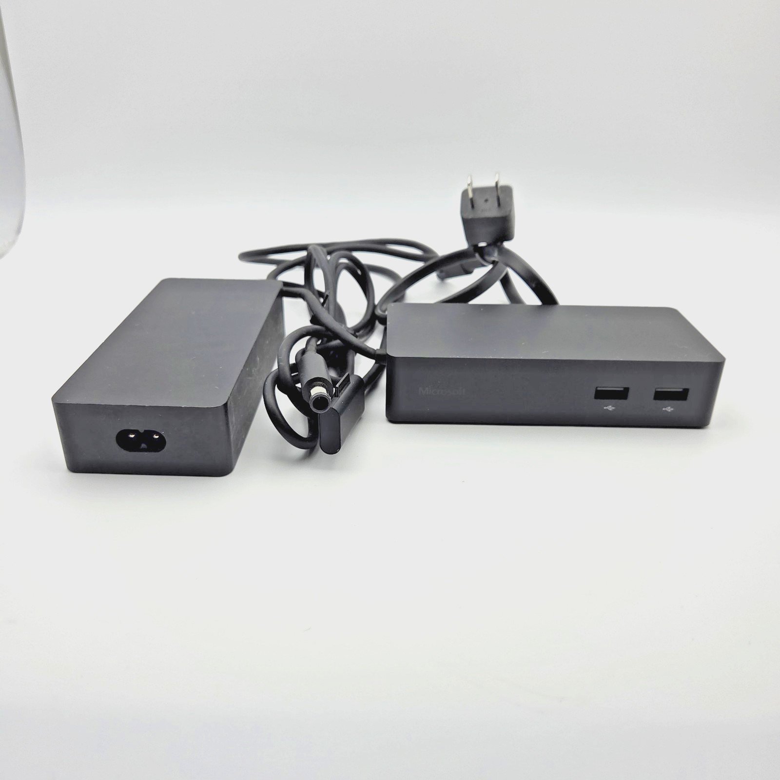 Microsoft Surface Dock 1661 90W w/ Power Supply Pro 3 4 5 6 7 Book Laptop