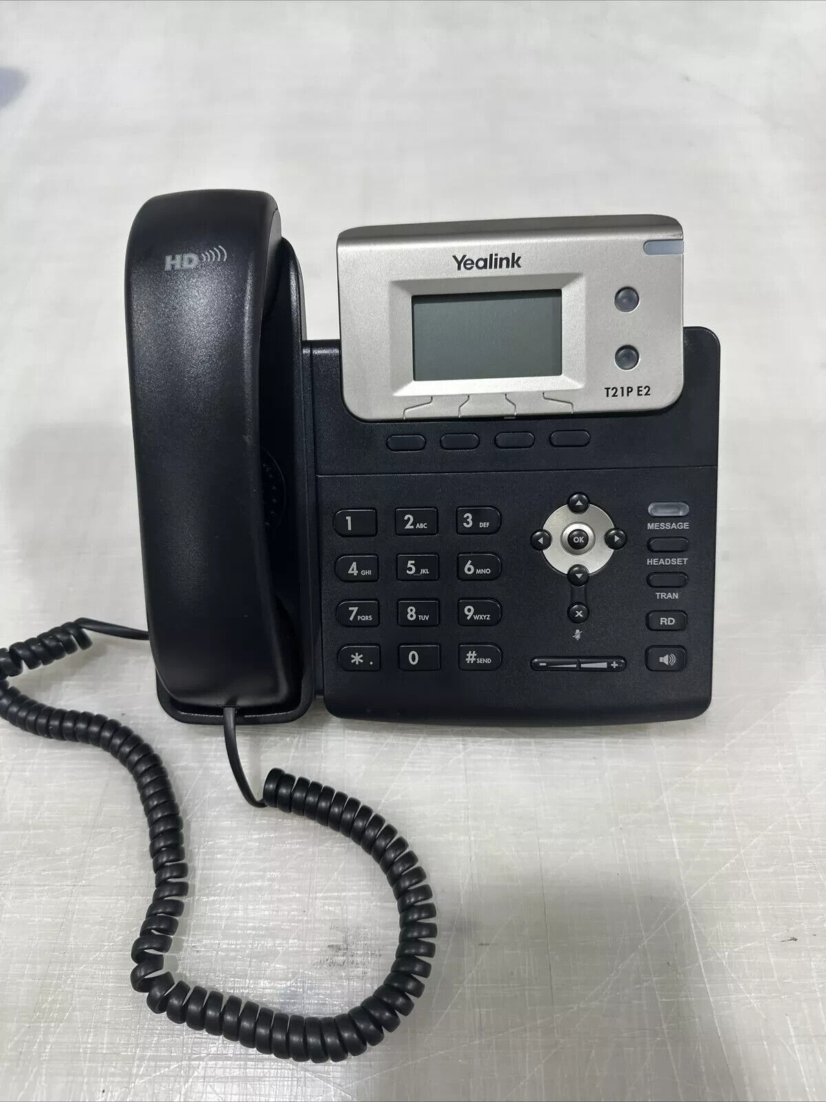 Yealink SIP-T21P E2 VoIP IP Phone with Stand and Power Cord Warranty Tested