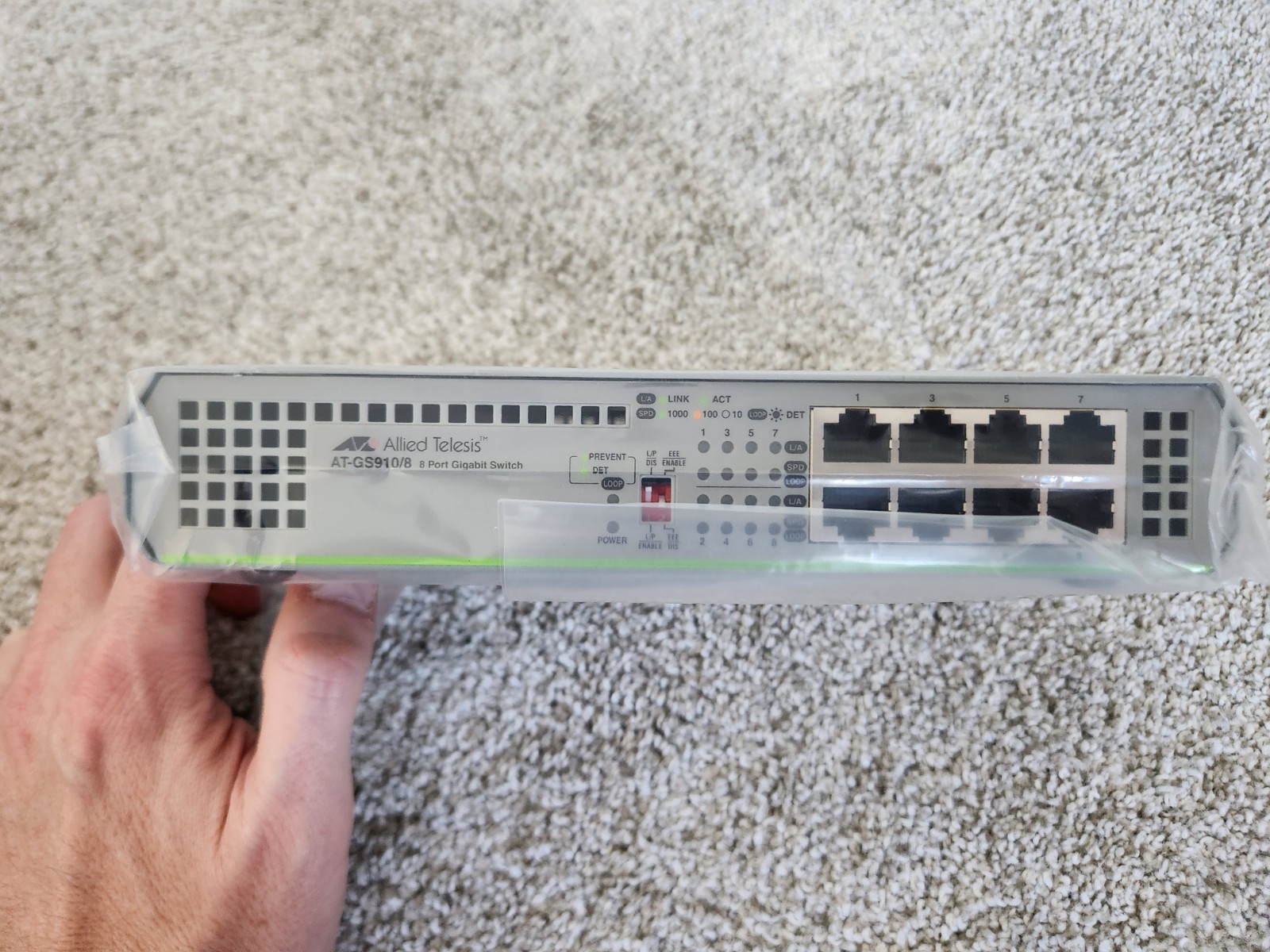 Allied Telesis Centercom AT-GS910/8-10 Ethernet Switch 990-004857-10 (8-Ports)