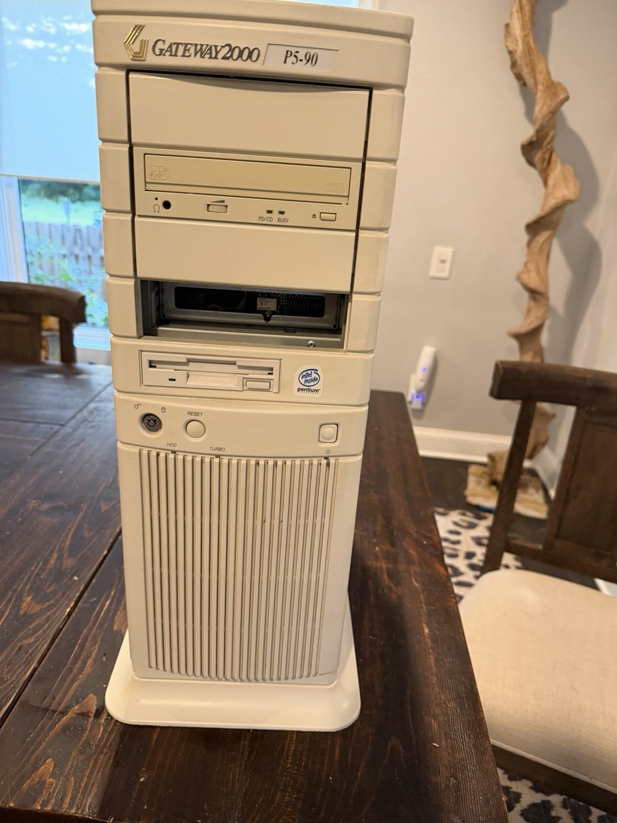 Vintage GATEWAY 2000 P5-90 AT FULL Tower Computer W/Awesome Retro Case