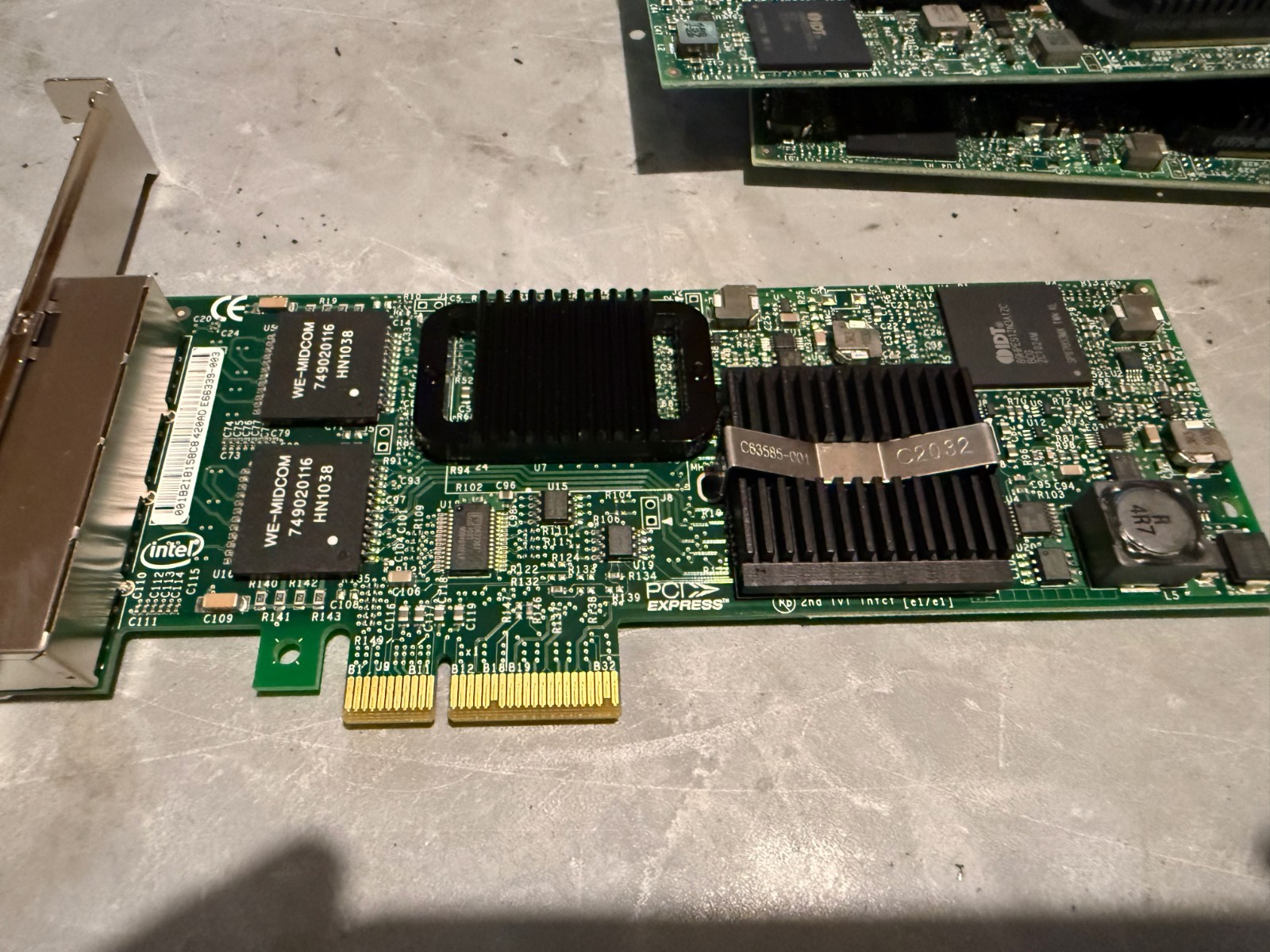 INTEL PRO/1000 VT QUAD PORT PCIe LP Server Network Adapter