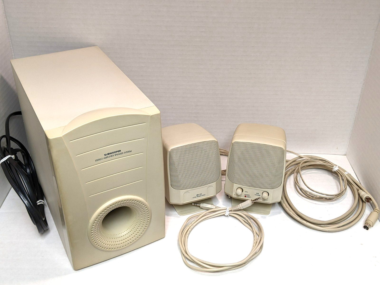 Vintage Computer Speakers & Inland Pro Surround Speaker Beige