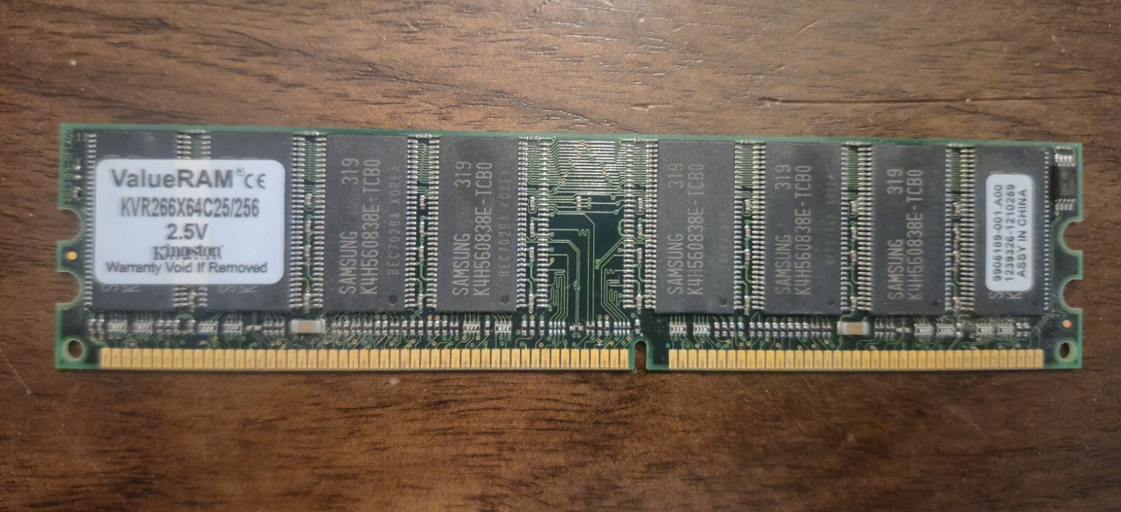 Kingston (Samsung) 1x256MB DDR-266 (PC-2100U) Desktop Memory