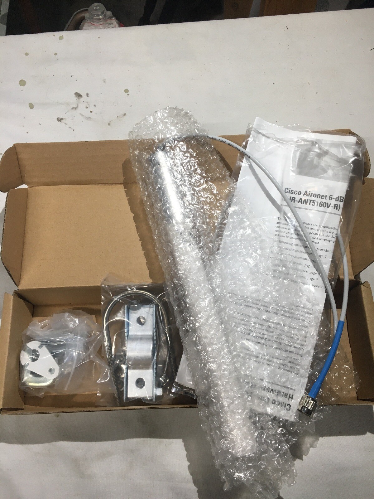 Cisco AIR-ANT5160V-R Omnidirectional Network Adapter Antenna New 5ghz Mast Mount